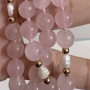 Rose quartz with rice pearl necklace